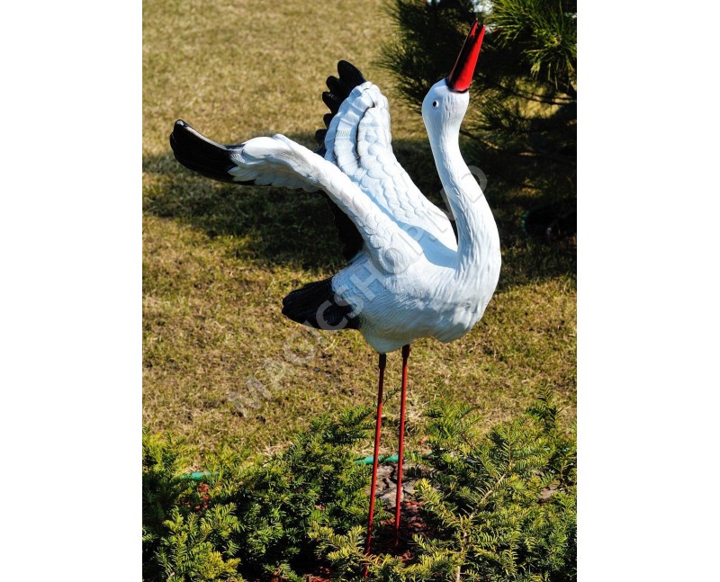 Садово-парковая фигура Cera Аист крылатый на мет.лапах